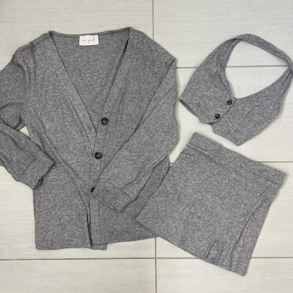Gray three-piece skirt set with cardigan, small